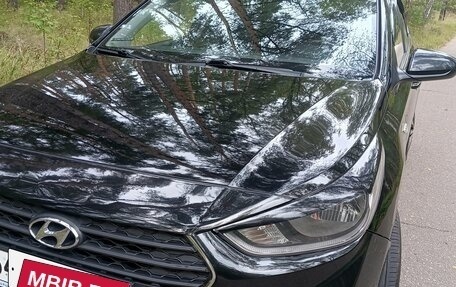 Hyundai Solaris II рестайлинг, 2017 год, 1 100 000 рублей, 7 фотография