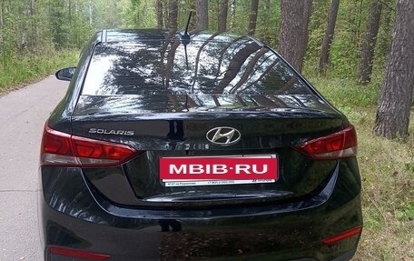 Hyundai Solaris II рестайлинг, 2017 год, 1 100 000 рублей, 5 фотография