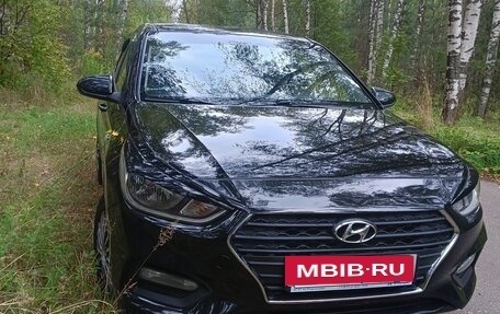 Hyundai Solaris II рестайлинг, 2017 год, 1 100 000 рублей, 2 фотография