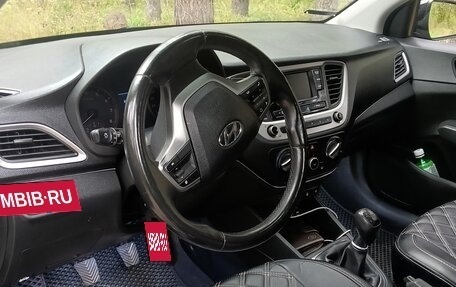 Hyundai Solaris II рестайлинг, 2017 год, 1 100 000 рублей, 17 фотография