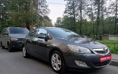 Opel Astra J, 2011 год, 750 000 рублей, 1 фотография