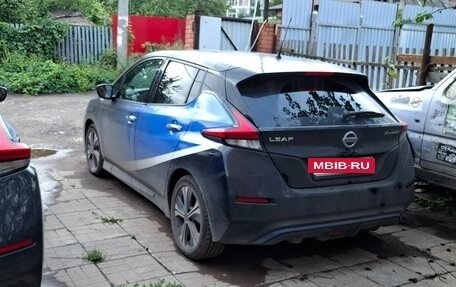 Nissan Leaf II, 2019 год, 1 650 000 рублей, 9 фотография