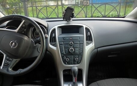 Opel Astra J, 2011 год, 750 000 рублей, 7 фотография