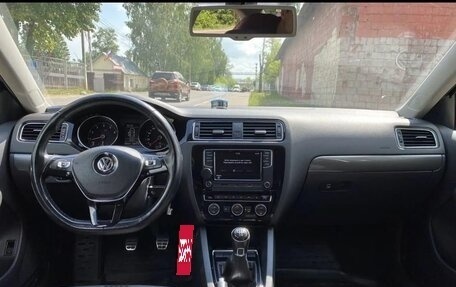 Volkswagen Jetta VI, 2016 год, 870 000 рублей, 1 фотография