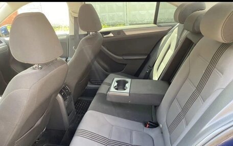 Volkswagen Jetta VI, 2016 год, 870 000 рублей, 4 фотография