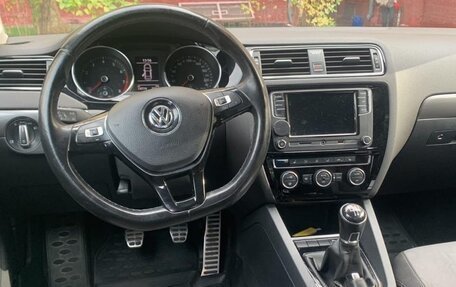 Volkswagen Jetta VI, 2016 год, 870 000 рублей, 14 фотография