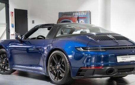 Porsche 911, 2022 год, 16 400 000 рублей, 7 фотография