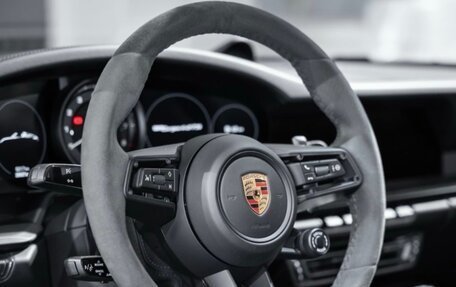 Porsche 911, 2022 год, 16 400 000 рублей, 18 фотография