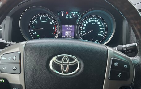 Toyota Land Cruiser 200, 2010 год, 2 799 000 рублей, 1 фотография