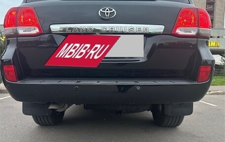 Toyota Land Cruiser 200, 2010 год, 2 799 000 рублей, 9 фотография