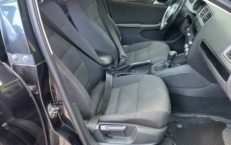 Volkswagen Jetta VI, 2012 год, 950 000 рублей, 13 фотография