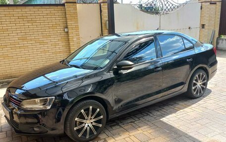 Volkswagen Jetta VI, 2012 год, 950 000 рублей, 14 фотография