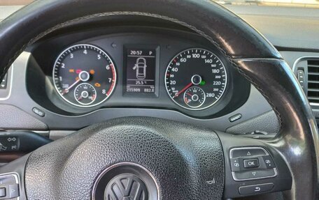 Volkswagen Jetta VI, 2012 год, 950 000 рублей, 10 фотография