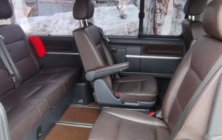 Volkswagen Multivan T5, 2015 год, 2 750 000 рублей, 12 фотография