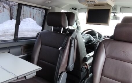 Volkswagen Multivan T5, 2015 год, 2 750 000 рублей, 15 фотография