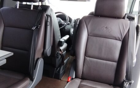 Volkswagen Multivan T5, 2015 год, 2 750 000 рублей, 10 фотография