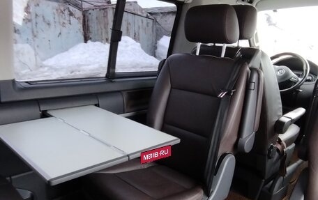Volkswagen Multivan T5, 2015 год, 2 750 000 рублей, 13 фотография