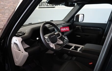 Land Rover Defender II, 2025 год, 9 000 000 рублей, 6 фотография