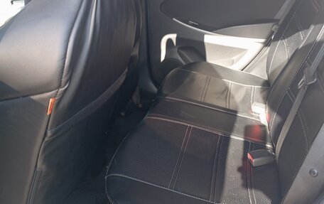 Hyundai Solaris II рестайлинг, 2014 год, 430 000 рублей, 9 фотография