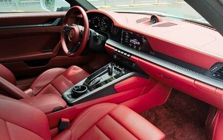 Porsche 911, 2021 год, 11 000 000 рублей, 8 фотография