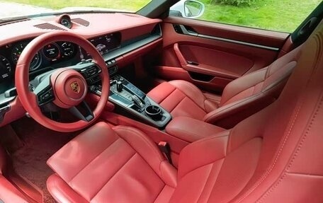 Porsche 911, 2021 год, 11 000 000 рублей, 7 фотография