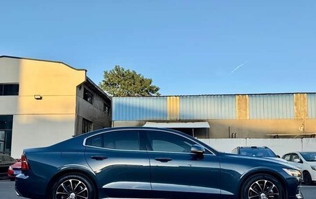 Volvo S60 III, 2021 год, 1 900 202 рублей, 5 фотография