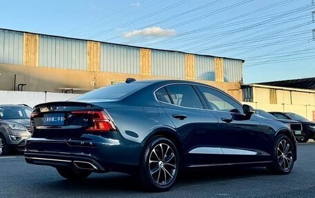Volvo S60 III, 2021 год, 1 900 202 рублей, 7 фотография