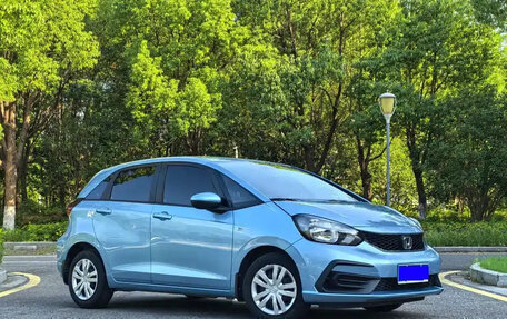 Honda Fit, 2022 год, 1 050 000 рублей, 3 фотография