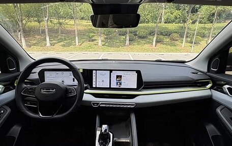 Geely Coolray I, 2022 год, 1 450 000 рублей, 4 фотография