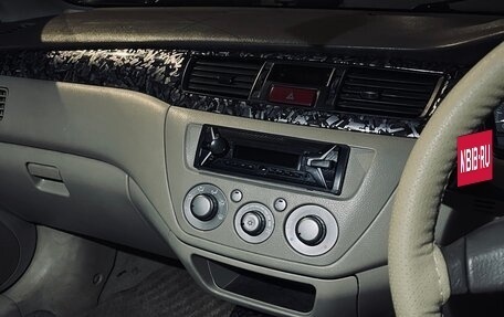 Mitsubishi Lancer IX, 2001 год, 290 000 рублей, 6 фотография