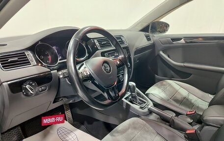 Volkswagen Jetta VI, 2017 год, 1 550 000 рублей, 17 фотография