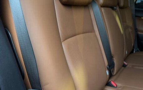 Toyota Land Cruiser Prado 150 рестайлинг 2, 2022 год, 3 150 000 рублей, 22 фотография