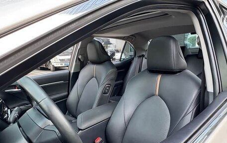 Toyota Camry, 2023 год, 2 349 000 рублей, 14 фотография