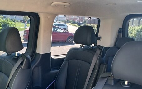 Hyundai Staria, 2023 год, 5 050 000 рублей, 16 фотография