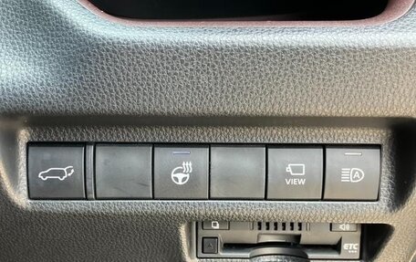 Toyota RAV4, 2022 год, 2 500 000 рублей, 17 фотография