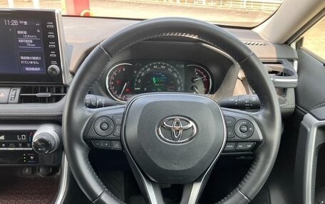 Toyota RAV4, 2022 год, 2 500 000 рублей, 14 фотография