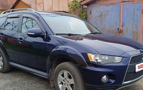 Mitsubishi Outlander III рестайлинг 3, 2012 год, 1 250 000 рублей, 3 фотография