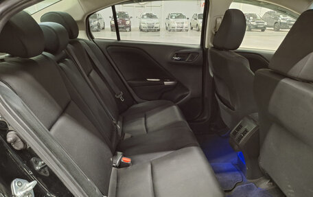 Honda Grace I, 2016 год, 1 030 000 рублей, 15 фотография