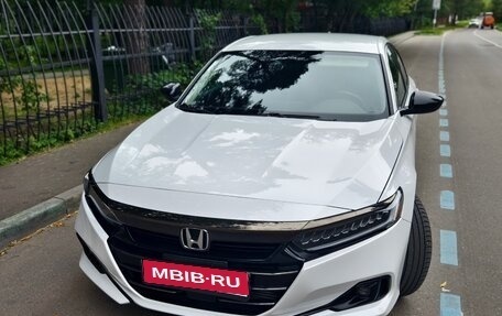 Honda Accord IX рестайлинг, 2022 год, 3 000 000 рублей, 1 фотография