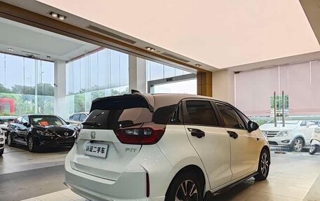 Honda Fit, 2021 год, 1 450 000 рублей, 7 фотография