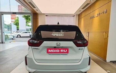 Honda Fit, 2021 год, 1 450 000 рублей, 9 фотография