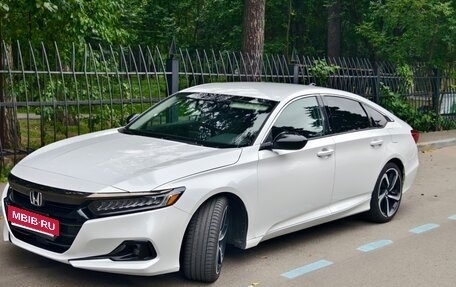 Honda Accord IX рестайлинг, 2022 год, 3 000 000 рублей, 2 фотография