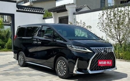 Lexus LM I, 2022 год, 12 620 000 рублей, 3 фотография