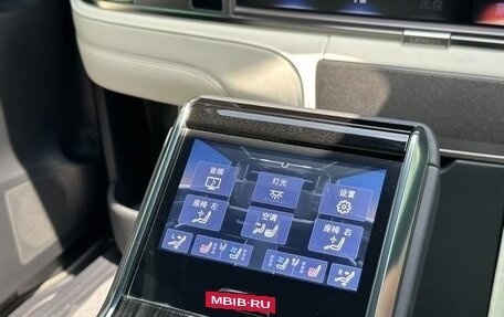 Lexus LM I, 2022 год, 12 620 000 рублей, 19 фотография