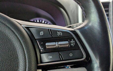 KIA Sportage IV рестайлинг, 2018 год, 2 100 000 рублей, 3 фотография