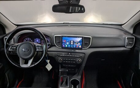 KIA Sportage IV рестайлинг, 2018 год, 2 100 000 рублей, 11 фотография