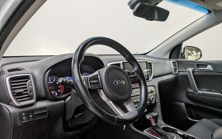 KIA Sportage IV рестайлинг, 2018 год, 2 100 000 рублей, 19 фотография