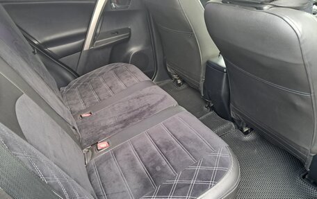 Toyota RAV4, 2013 год, 1 670 000 рублей, 11 фотография