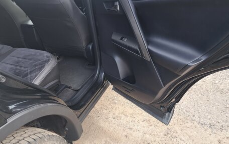 Toyota RAV4, 2013 год, 1 670 000 рублей, 12 фотография
