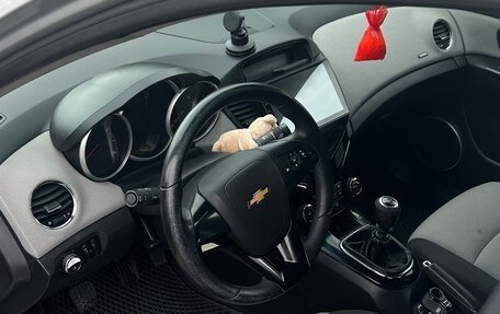 Chevrolet Cruze II, 2012 год, 710 000 рублей, 7 фотография